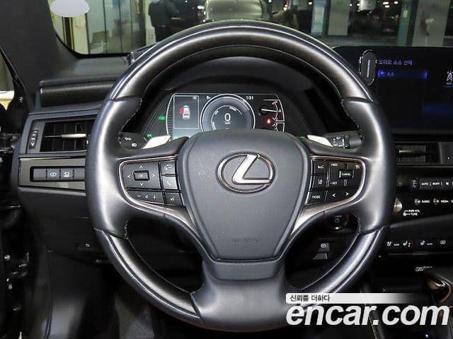 Lexus ES300h 7세대 Executive, 2022 8