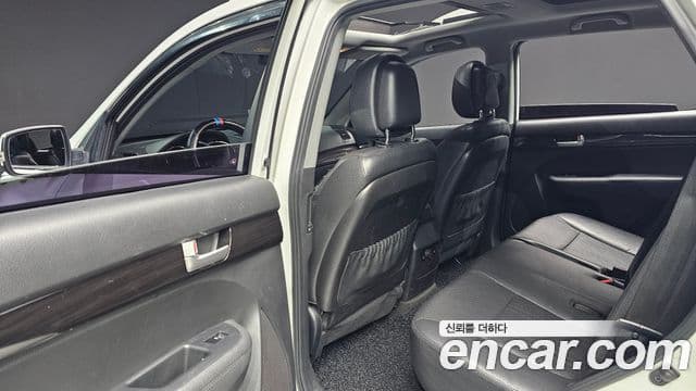 Kia Sorento R топовая версия, 2012 17