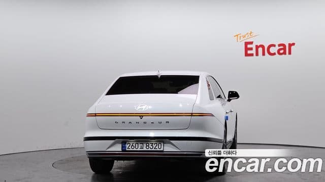 Hyundai Grandeur (GN7) Premium, 2023 4