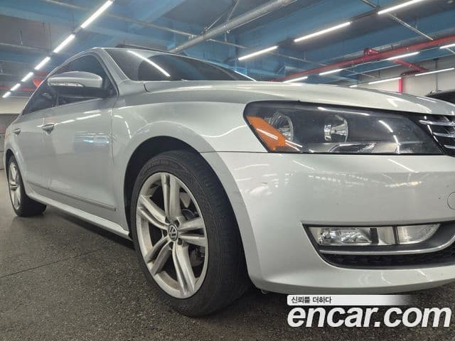 Volkswagen The / новый New Passat B7, 2013 8