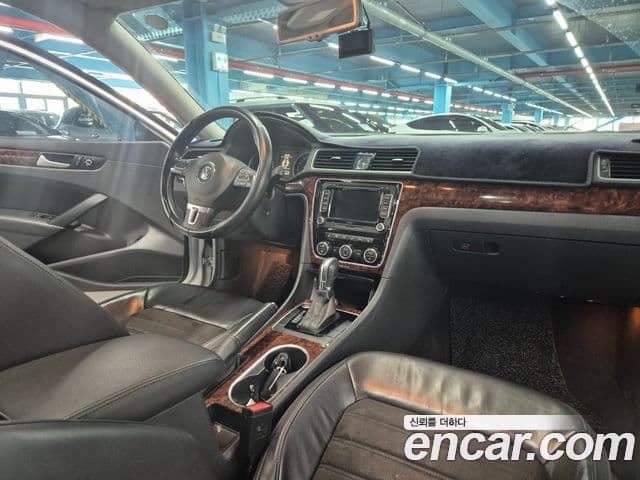 Volkswagen The / новый New Passat B7, 2013 11