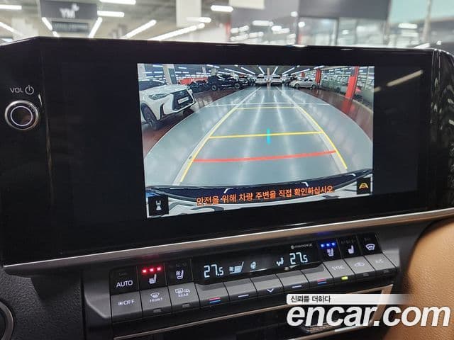 Toyota 캠리 (XV80) 2.5 XLE гибрид, 2025 8