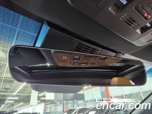 Toyota 캠리 (XV80) 2.5 XLE гибрид, 2025 11