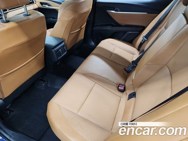 Toyota 캠리 (XV80) 2.5 XLE гибрид, 2025 14