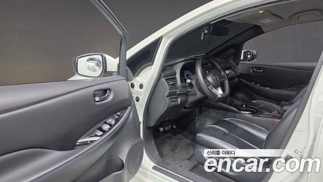 Nissan 리프 (ZE1) EV SL, 2019 10