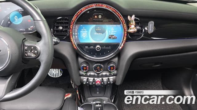 Mini Cooper 3세대, 2024 16