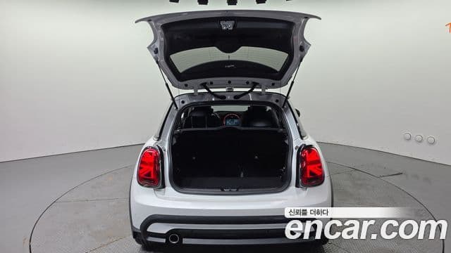 Mini Cooper 3세대, 2024 20