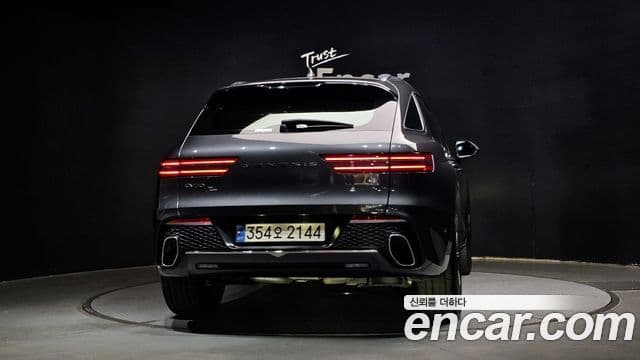 Genesis GV70, 2021 4