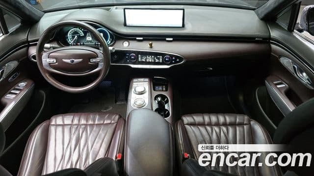 Genesis GV70, 2021 7