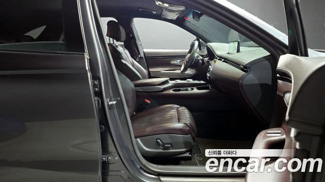 Genesis GV70, 2021 10