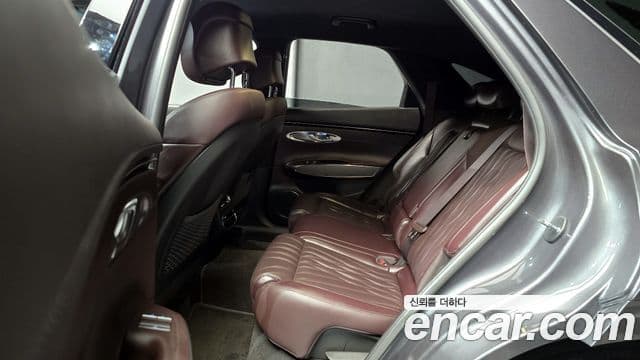 Genesis GV70, 2021 13