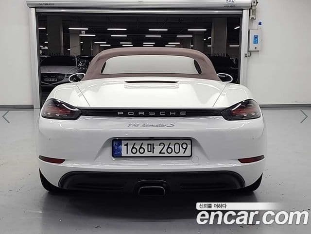 Porsche 718 Boxster, 2017 3