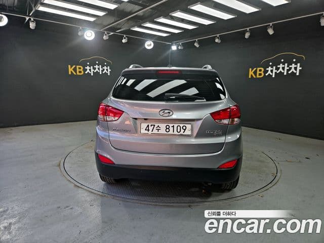 Hyundai Tucson ix Premium, 2010 4