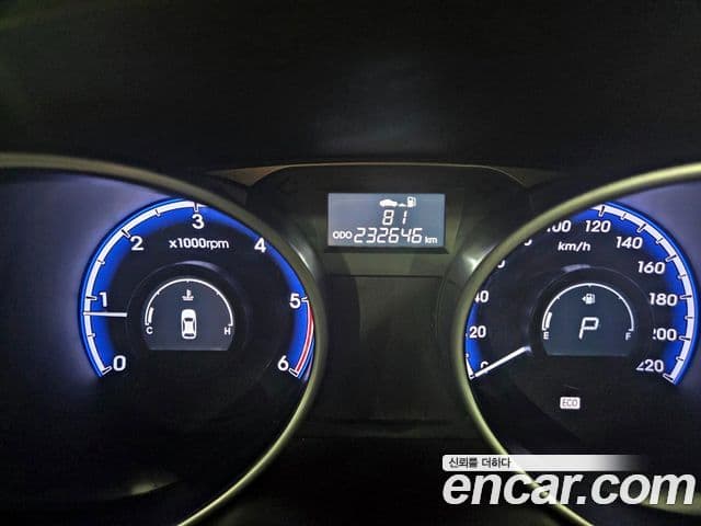 Hyundai Tucson ix Premium, 2010 8