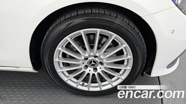 Mercedes-Benz E-класс W213 Exclusive, 2022 все фото