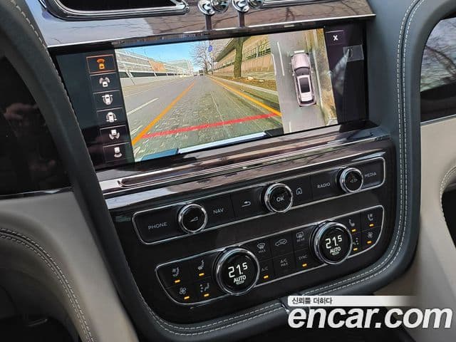 Bentley Bentayga 4.0 V8, 2022 14