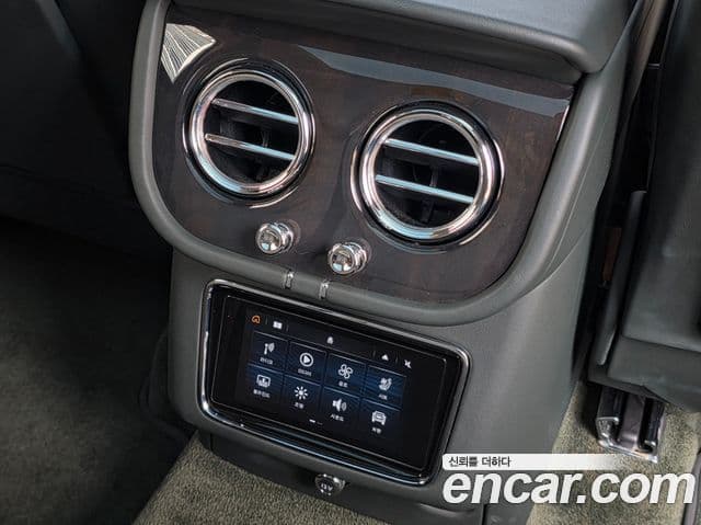 Bentley Bentayga 4.0 V8, 2022 19