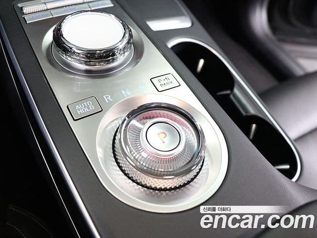 Genesis GV70, 2023 8