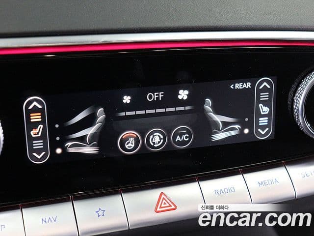 Genesis GV70, 2023 10