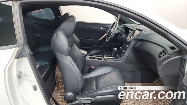 Hyundai The / новый New Genesis купе 200 турбо S, 2012 11