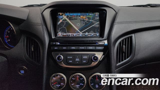 Hyundai The / новый New Genesis купе 200 турбо S, 2012 16