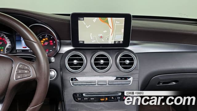 Mercedes-Benz GLC-класс X253 Premium, 2018 15