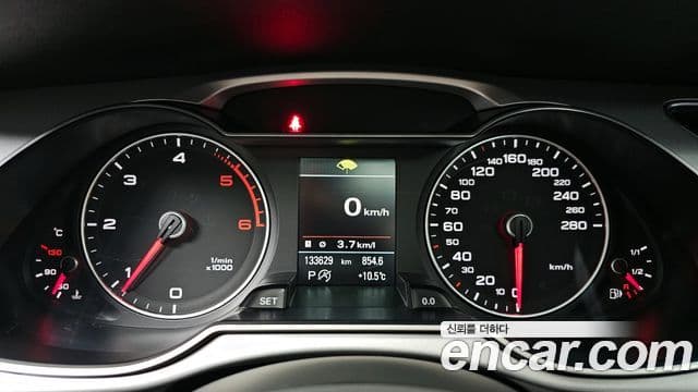 Audi New A4 B8, 2015 8