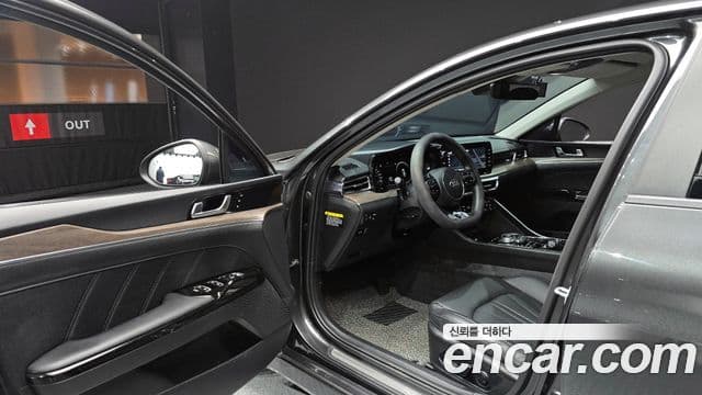 Kia K5 3세대 Signature, 2020 10