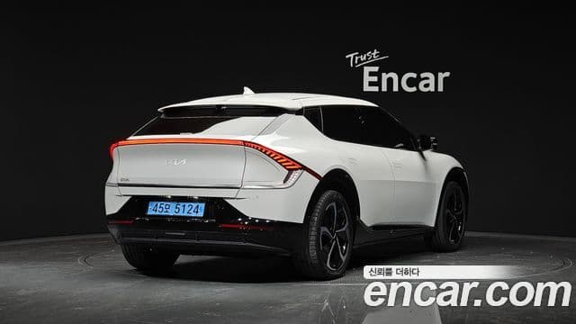 Kia EV6 Earth, 2023 2