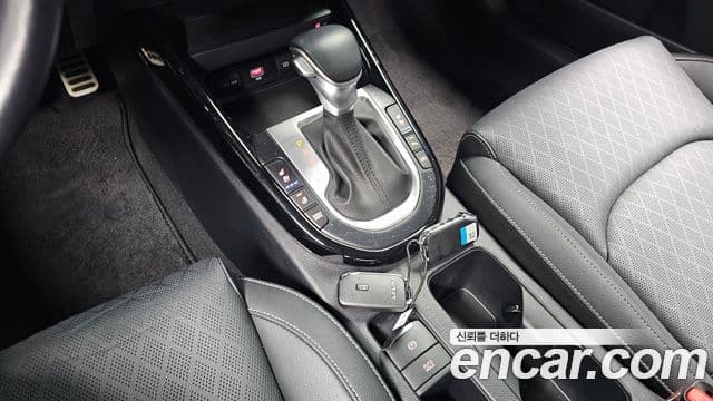 Kia The / новый New K3 2세대 Signature, 2024 9