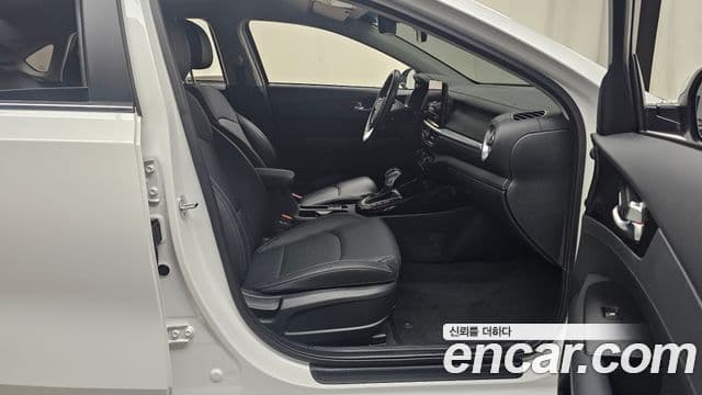 Kia The / новый New K3 2세대 Signature, 2024 11