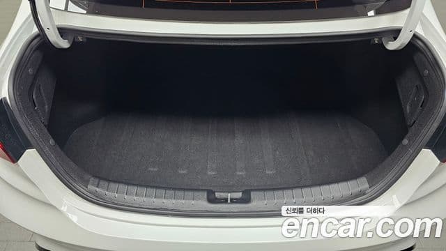 Kia The / новый New K3 2세대 Signature, 2024 20