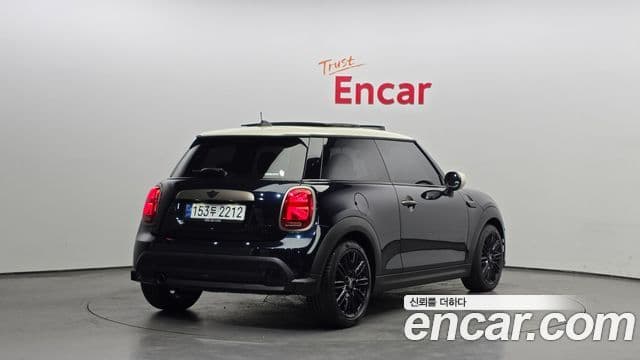 Mini Cooper 3세대, 2023 2