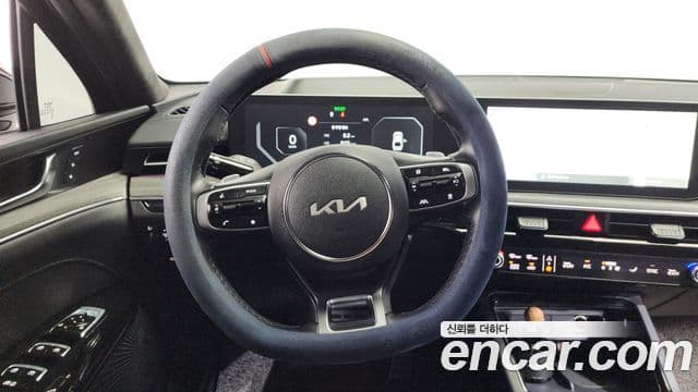 Kia The / новый New K5 3세대 Signature, 2024 13