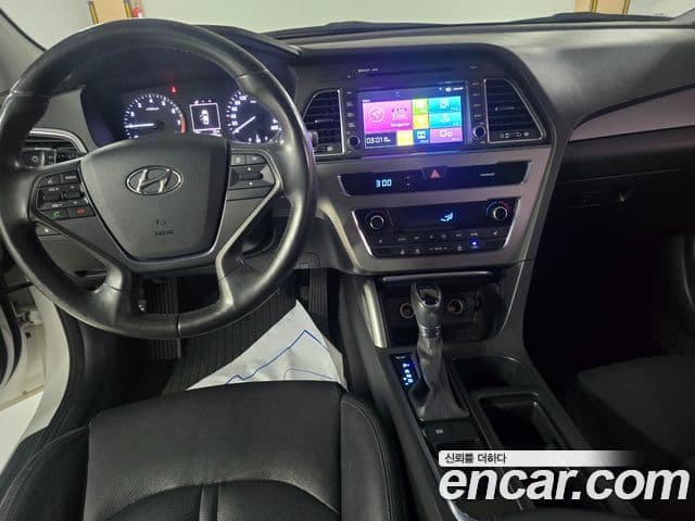Hyundai LF Sonata Premium, 2015 12