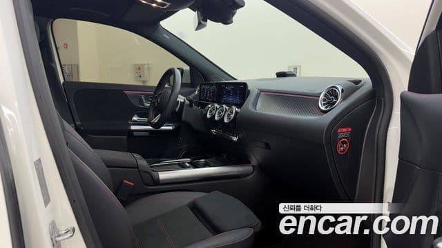 Mercedes-Benz GLA-класс H247 GLA250 4MATIC, 2025 17