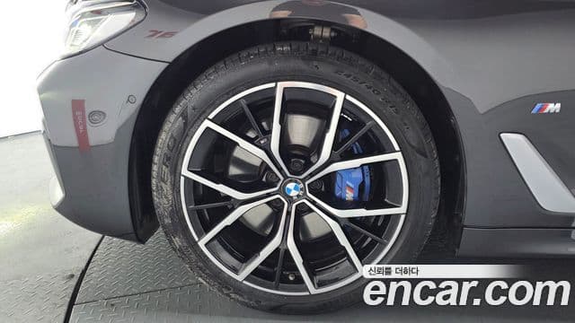 BMW 5시리즈 (G30) 530i M Sport, 2022 все фото