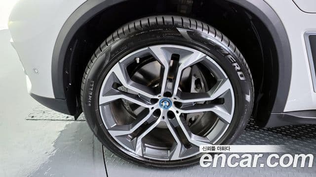 BMW X5 (G05) xDrive 45e xLine, 2022 все фото