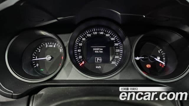 Renault Korea(Samsung) SM6 2.0 LPe SE (таксомоторный тип), 2019 8