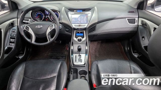 Hyundai Avante MD Premier, 2012 7