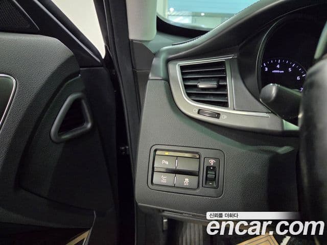 Kia K9 Executive, 2014 13