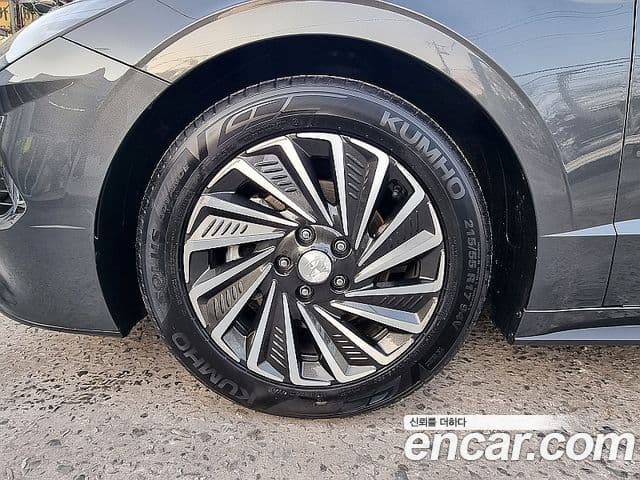 Hyundai Sonata гибрид (DN8) Family, 2021 19