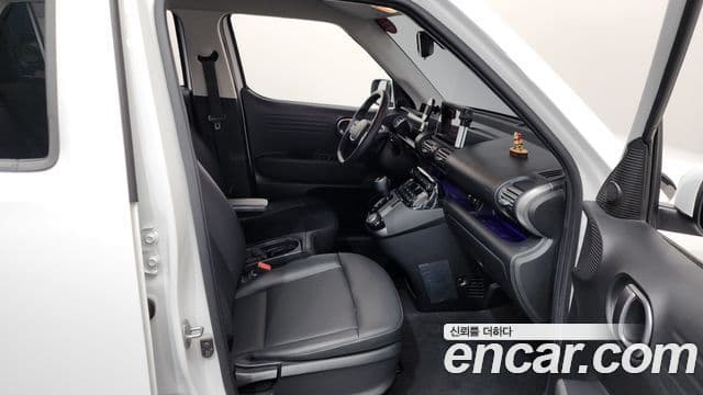 Hyundai Casper D Essential, 2024 11