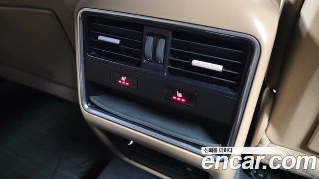 Porsche Cayenne (PO536), 2019 18