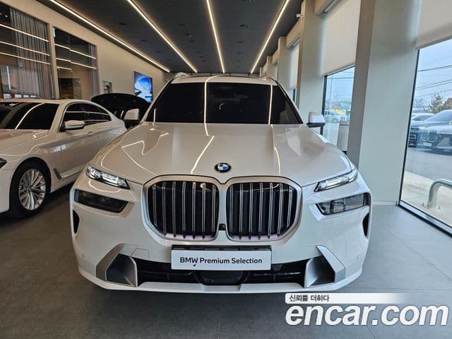 BMW X7 (G07) xDrive 40i Design Pure Excellence 6인승, 2025 2