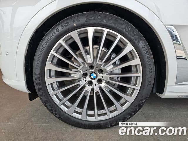 BMW X7 (G07) xDrive 40i Design Pure Excellence 6인승, 2025 все фото