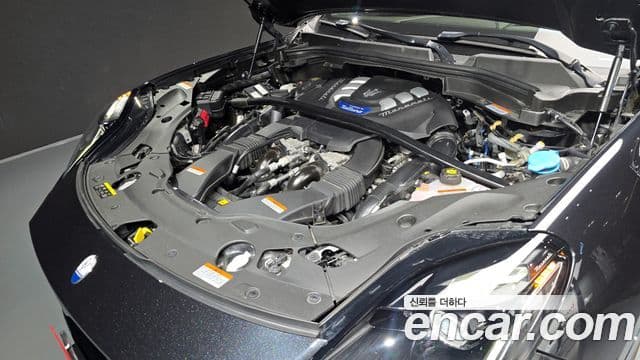 Maserati Grecale 3.0 AWD Trofeo, 2023 6