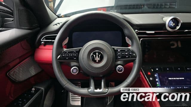 Maserati Grecale 3.0 AWD Trofeo, 2023 13