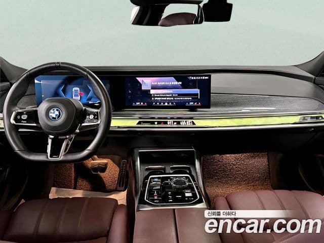 BMW i7 (G70) eDrive 50 M Sport, 2024 7