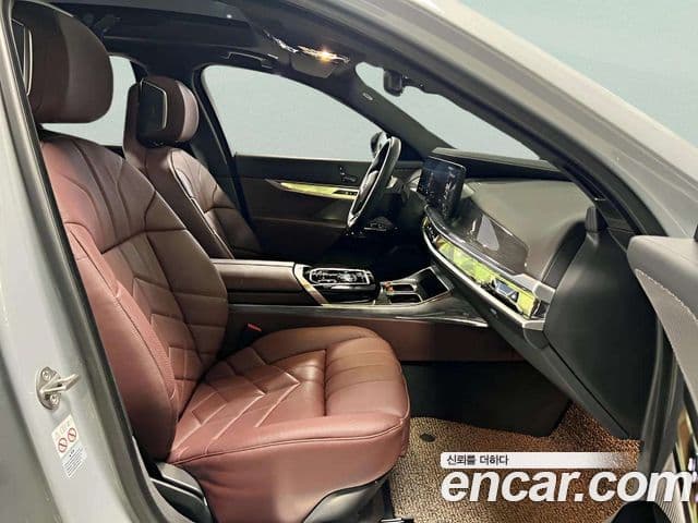 BMW i7 (G70) eDrive 50 M Sport, 2024 12